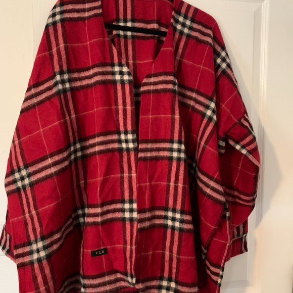 Real Alpaca Robe - Picture 3 of 3